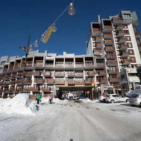 Apartment Le Curling B - Val Claret-38 By Interhome *